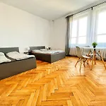 Nice Room In Old Town Krakow